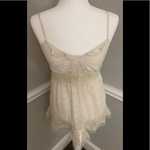 ✨3 for $25✨Two Feathers Top